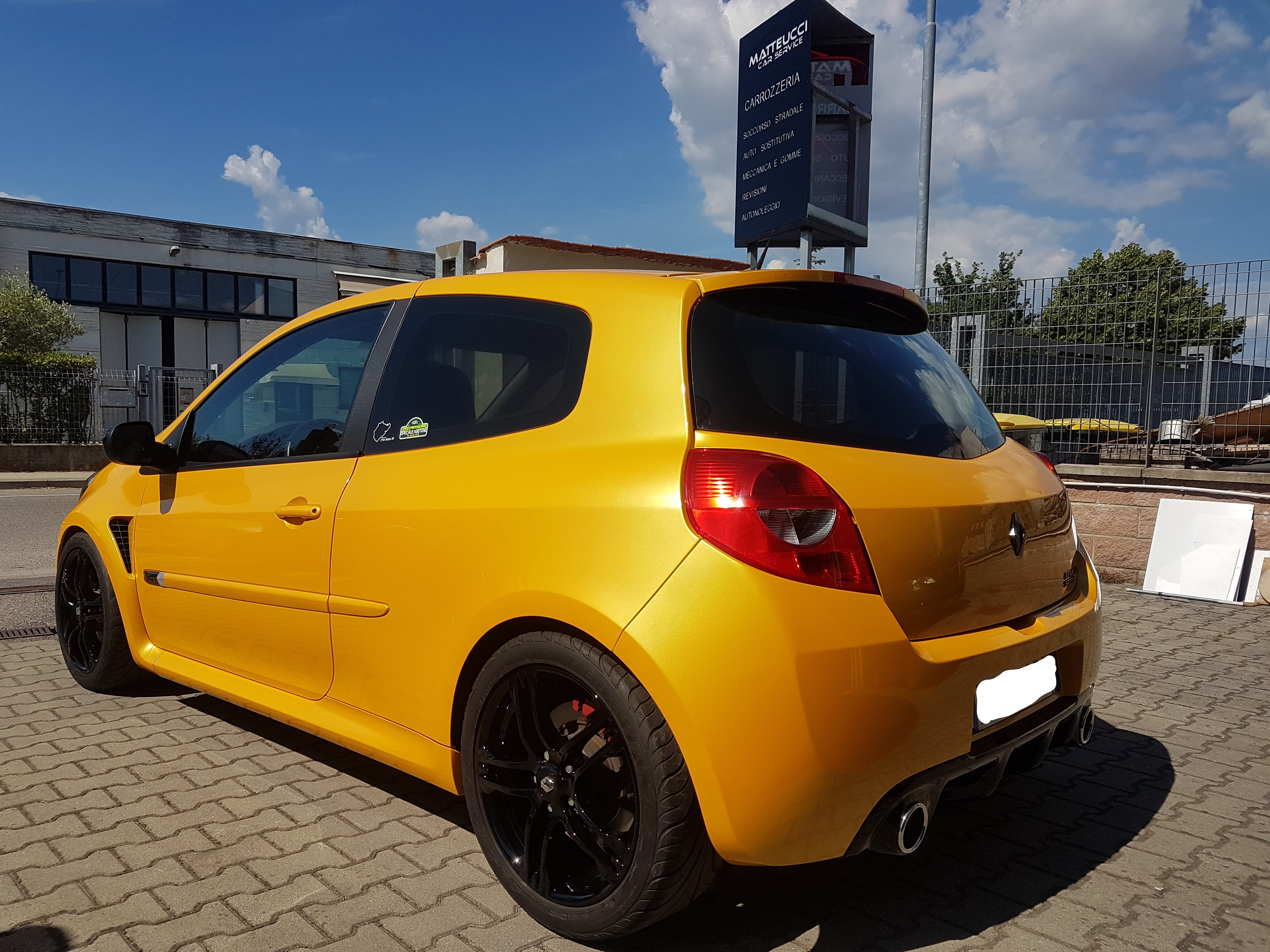 Clio Rs verniciatura completa giallo perlato